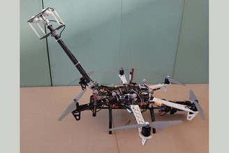 ‘Robô-drone’ já troca lâmpadas e inspeciona arranha-céus